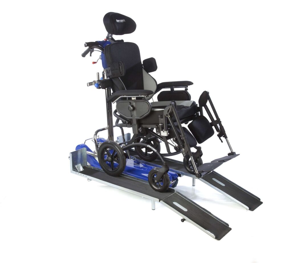 POMŮCKOV Pásový schodolez LG 2004