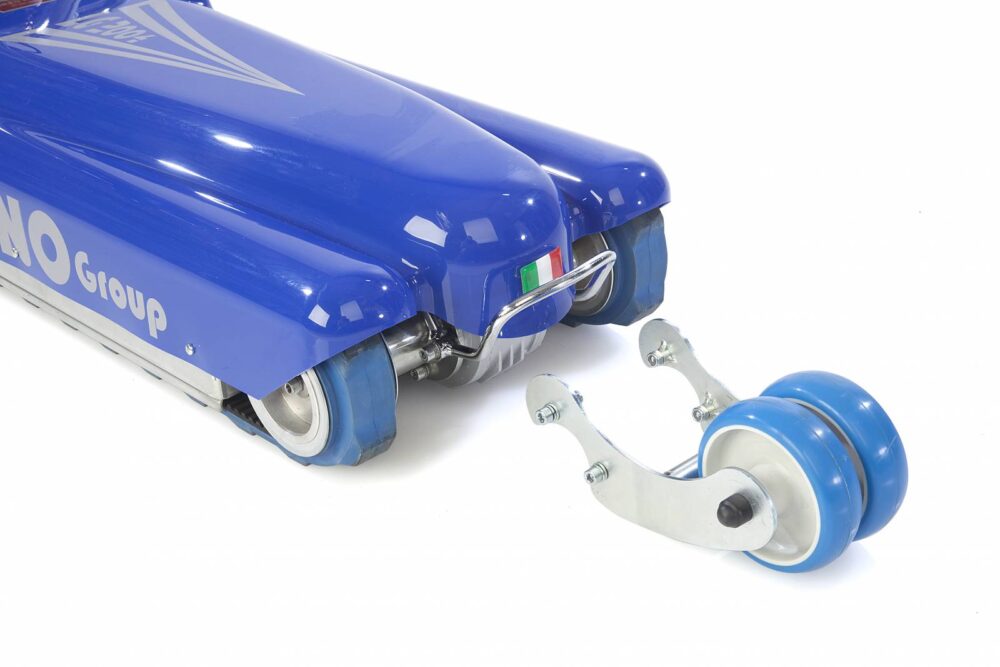 POMŮCKOV Pásový schodolez LG 2004