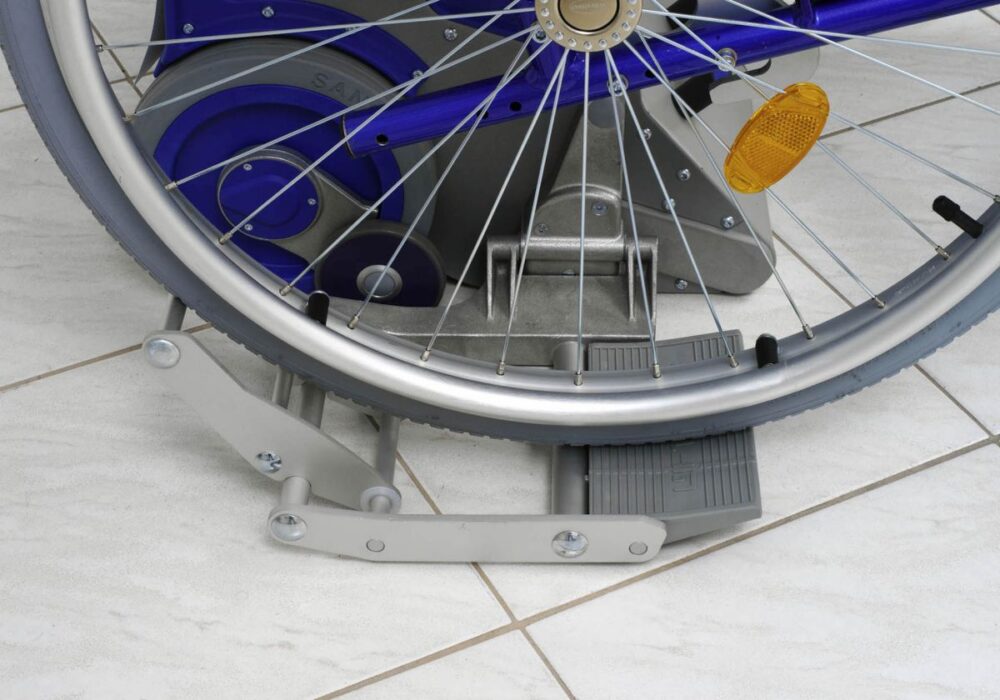 Kolečkový schodolez, zvláštní pomůcka, přeprava imobilních osob, jako invalidní vozík, bezbariérový