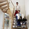 Kolečkový schodolez, zvláštní pomůcka, přeprava imobilních osob, jako invalidní vozík, bezbariérový