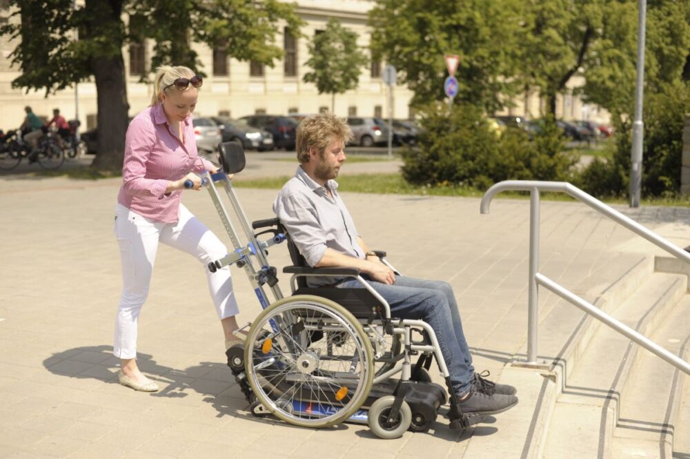 Pásový schodolez Liftkar PTR