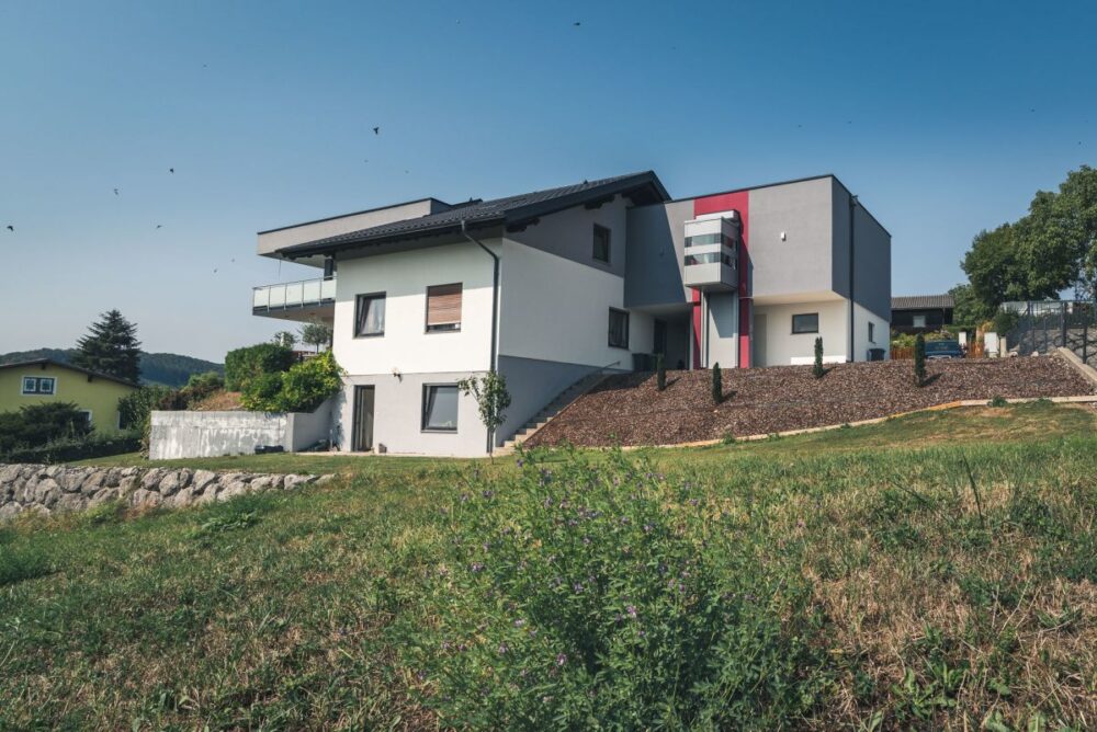 POMŮCKOV svislá zdvihací plošina QuattroPorte