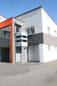 POMŮCKOV svislá zdvihací plošina QuattroPorte
