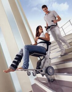 Půjčovna 2 Půjčovna schodolezů pro imobilní osoby, pro seniory, pro invalidy -Schodolez KSP Yack